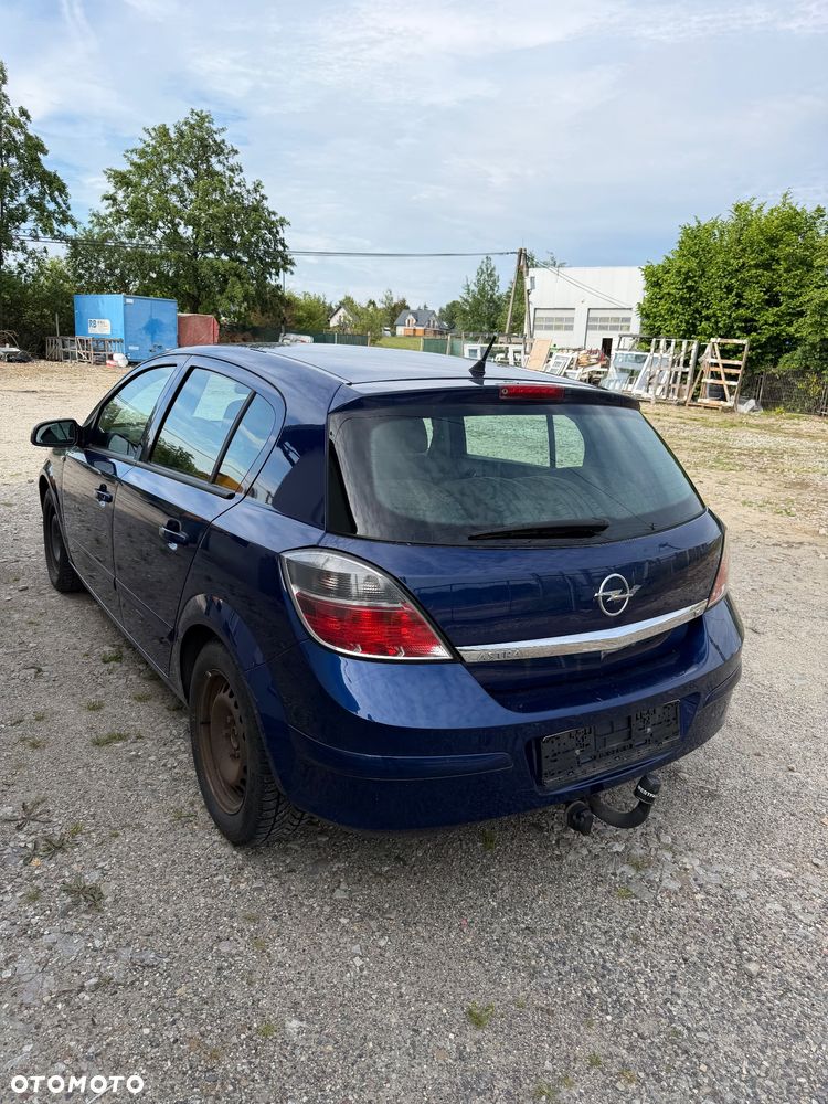 Opel Astra 1.6 Edition - 17