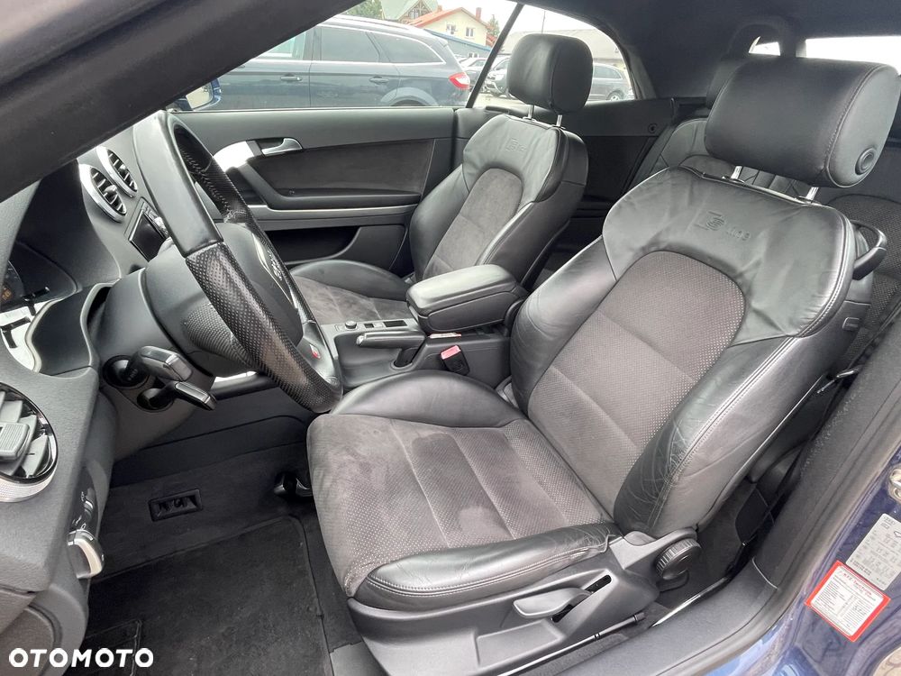 Audi A3 Cabrio 2.0 TDI DPF S Line Sportpaket (plus) - 2