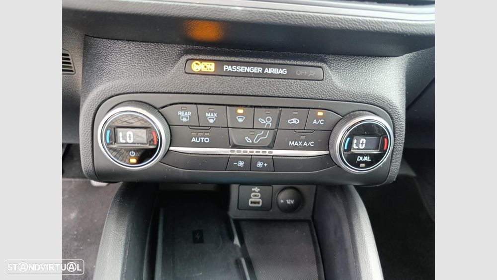 Ford Focus 1.0 EcoBoost MHEV Connected - 16