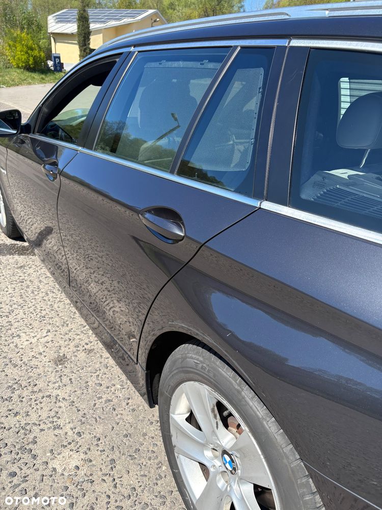 BMW Seria 5 520d - 15