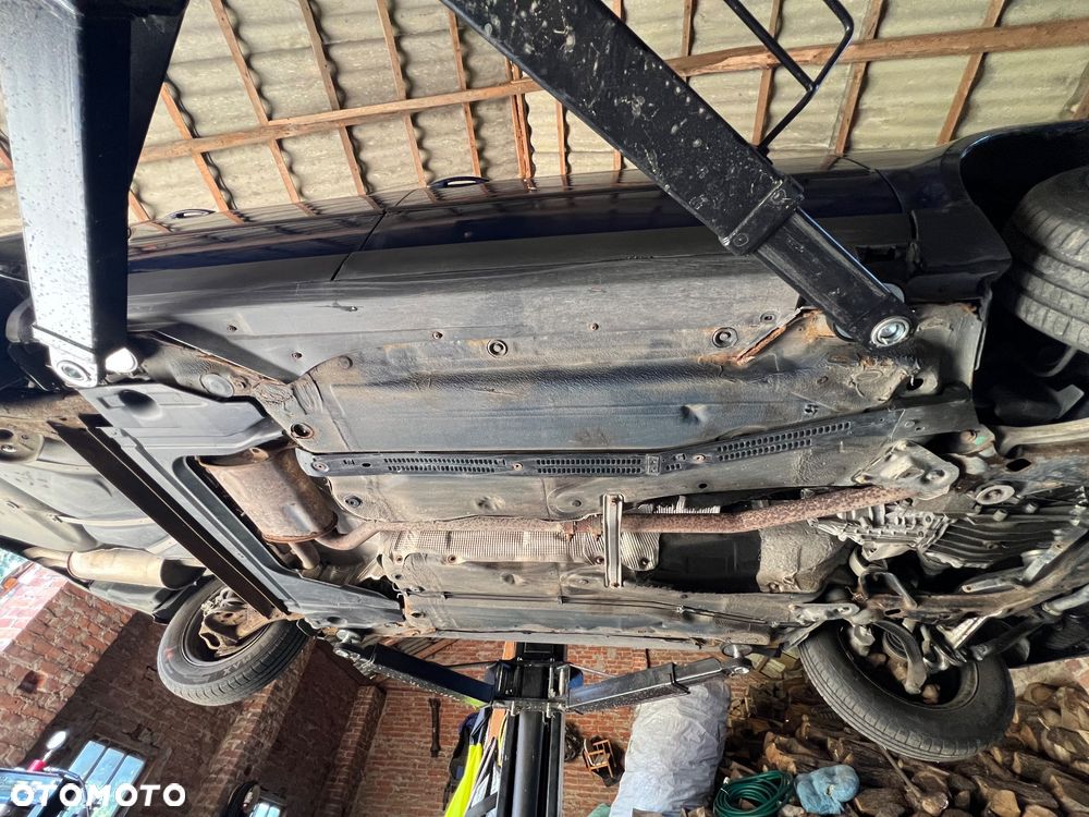 Volkswagen Passat ver-1-9-tdi-comfortline - 24