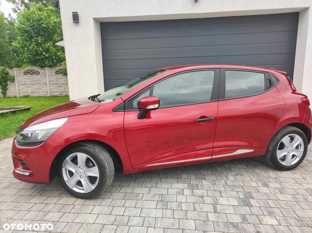 Renault Clio - 22