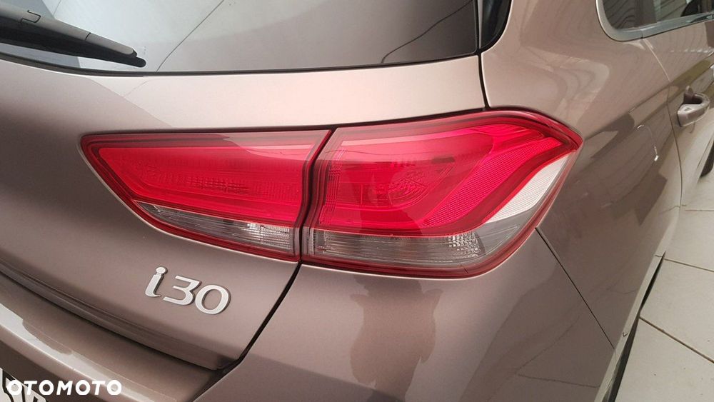 Hyundai i30 - 16