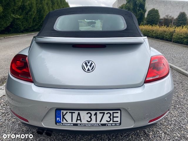 Volkswagen New Beetle - 7