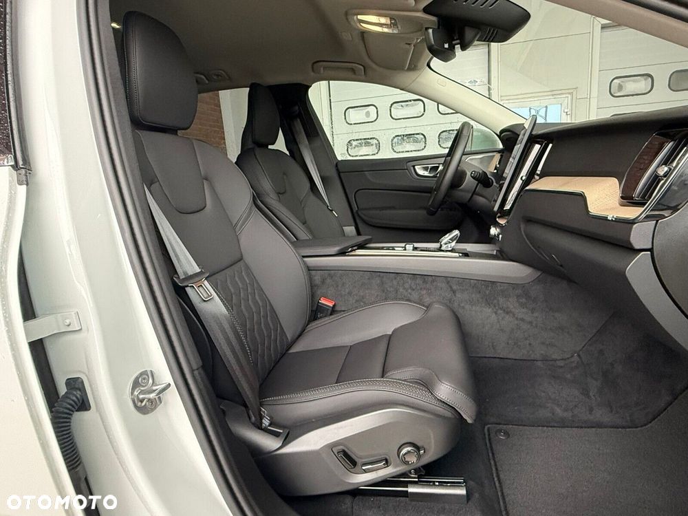 Volvo XC 60 - 13