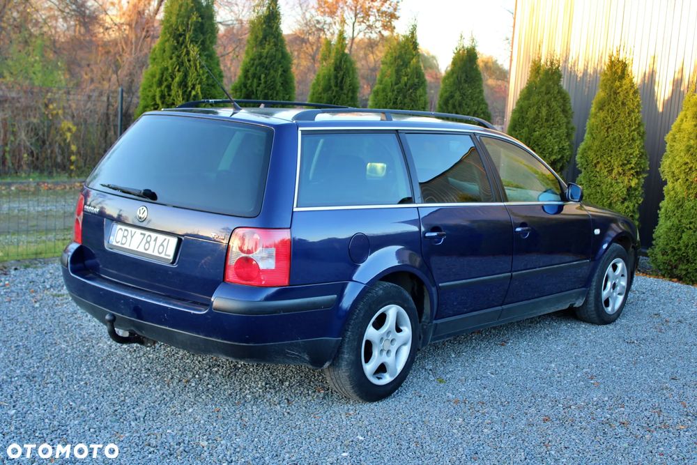 Volkswagen Passat 1.9 TDI Comfortline - 5