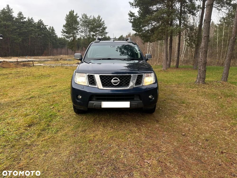Nissan Navara LE - 2