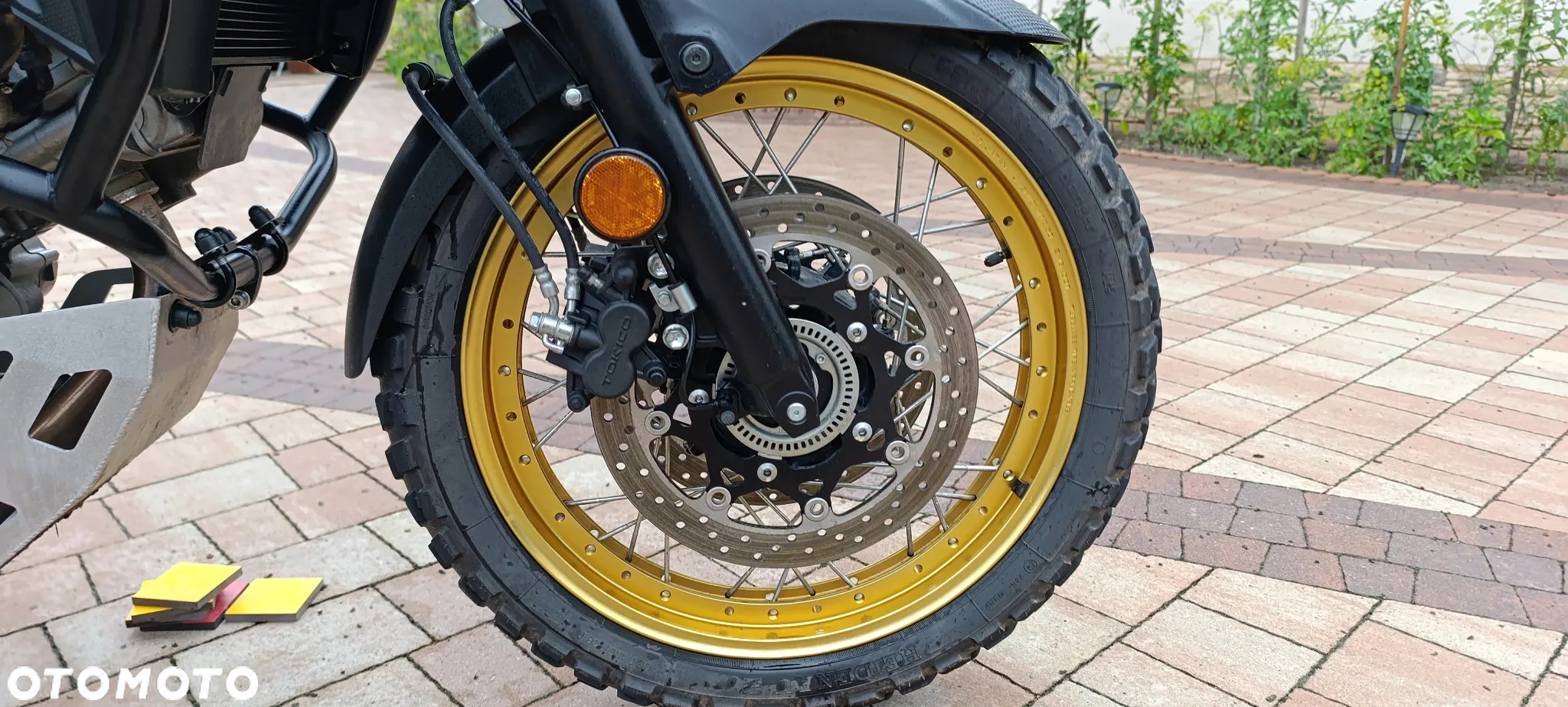Suzuki V-STROM - 28