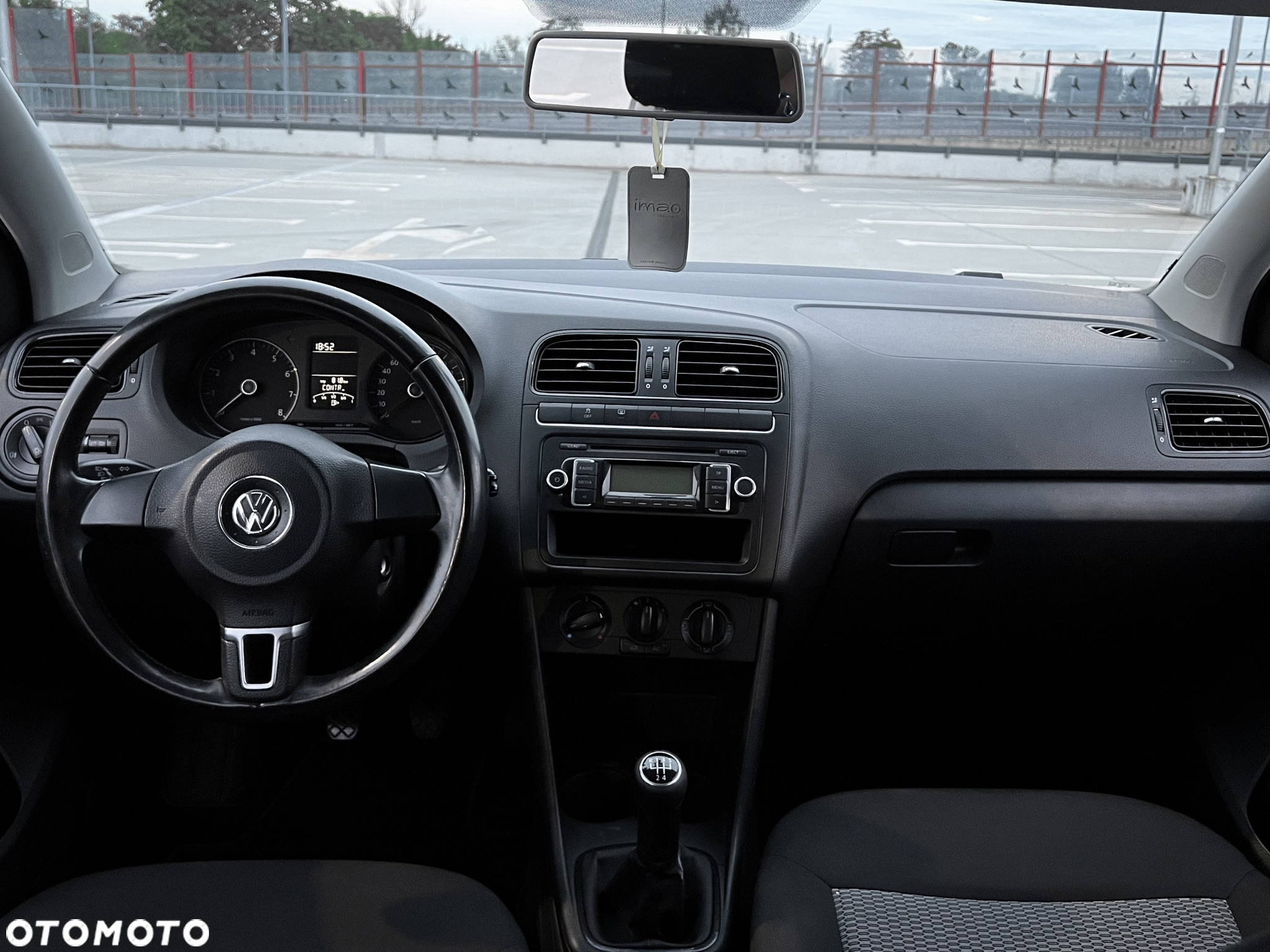 Volkswagen Polo 1.4 16V Trendline - 16