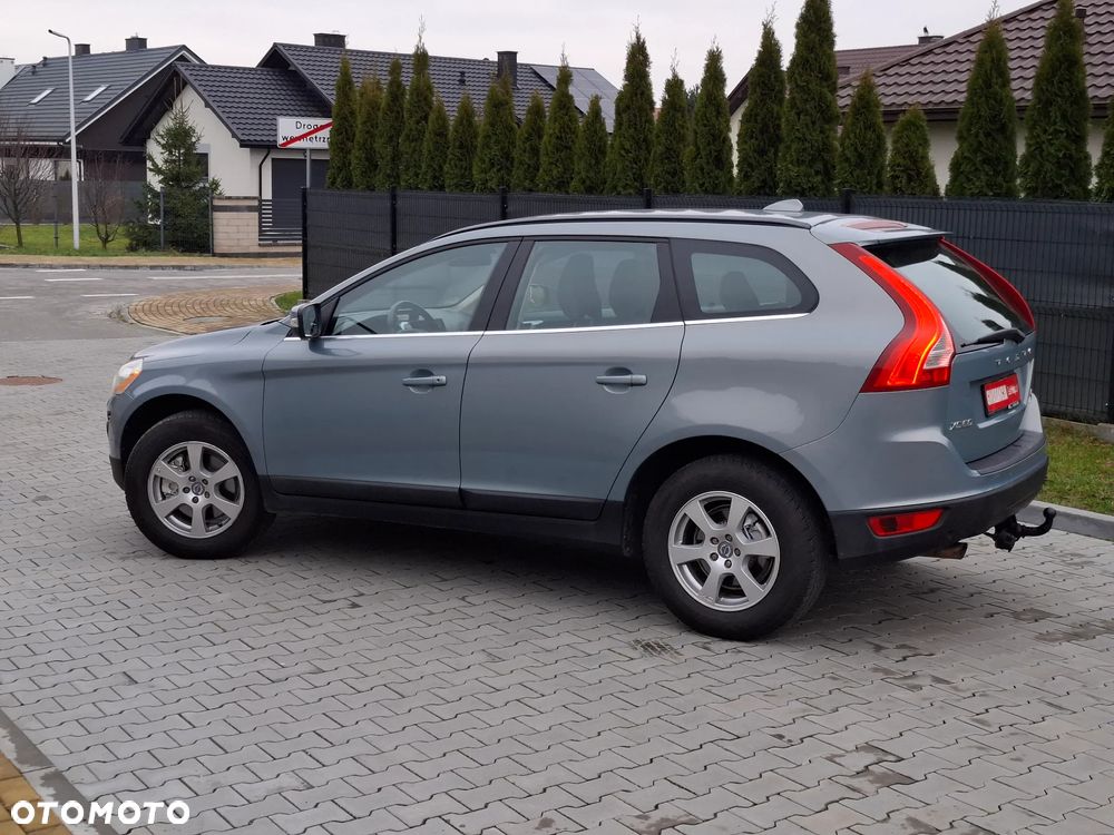 Volvo XC 60 2.4D AWD - 9