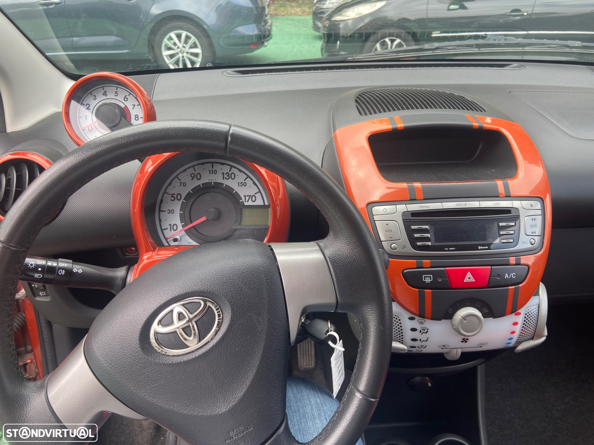 Toyota Aygo 1.0 Orange Edition+VSC - 14