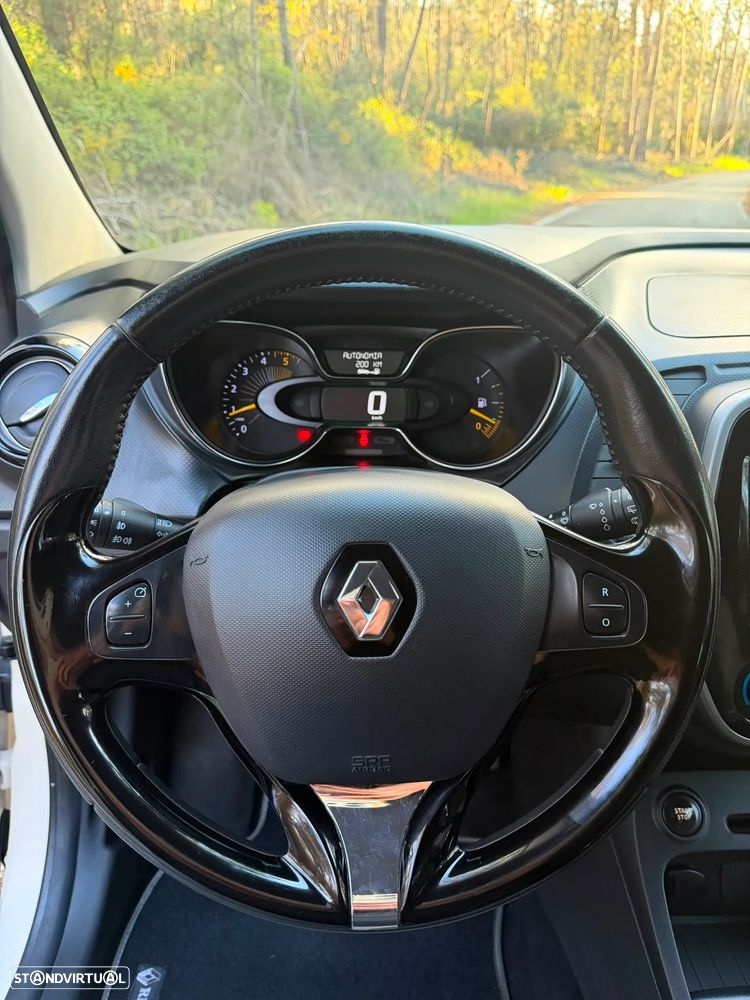 Renault Captur 1.5 dCi - 10