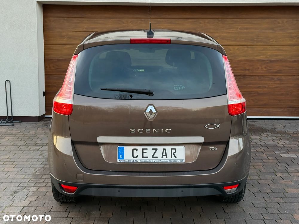 Renault Grand Scenic - 21