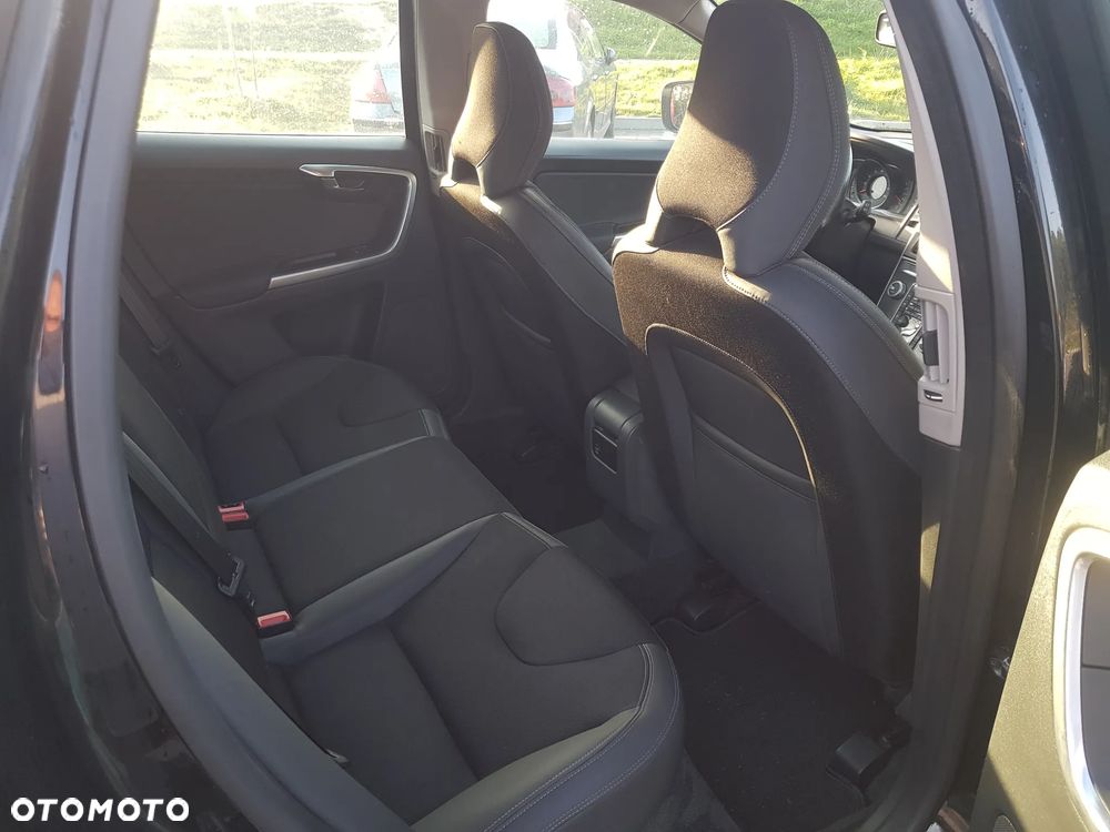 Volvo XC 60 T5 Drive-E Base - 7