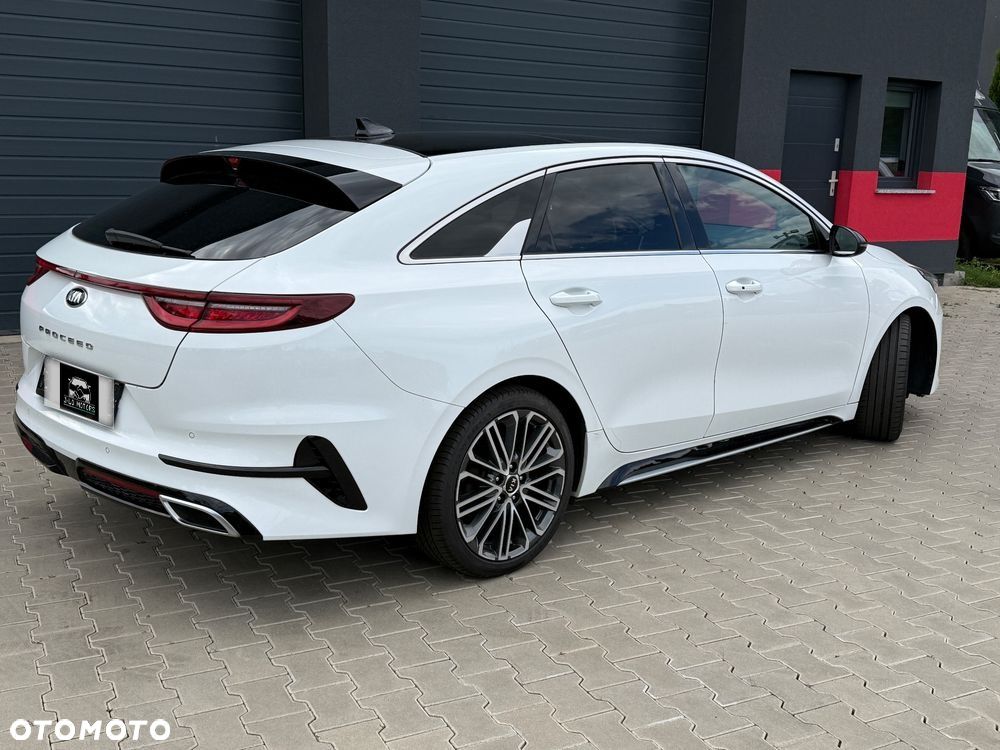 Kia ProCeed 1.4 T-GDI DCT7 OPF GT LINE - 3