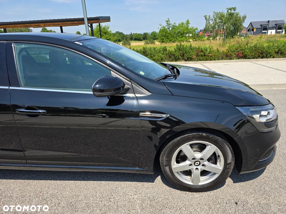 Renault Megane BLUE dCi 115 BOSE EDITION - 32