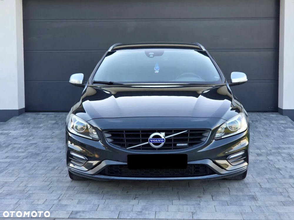 Volvo V60 D4 Drive-E R-Design Summum - 2
