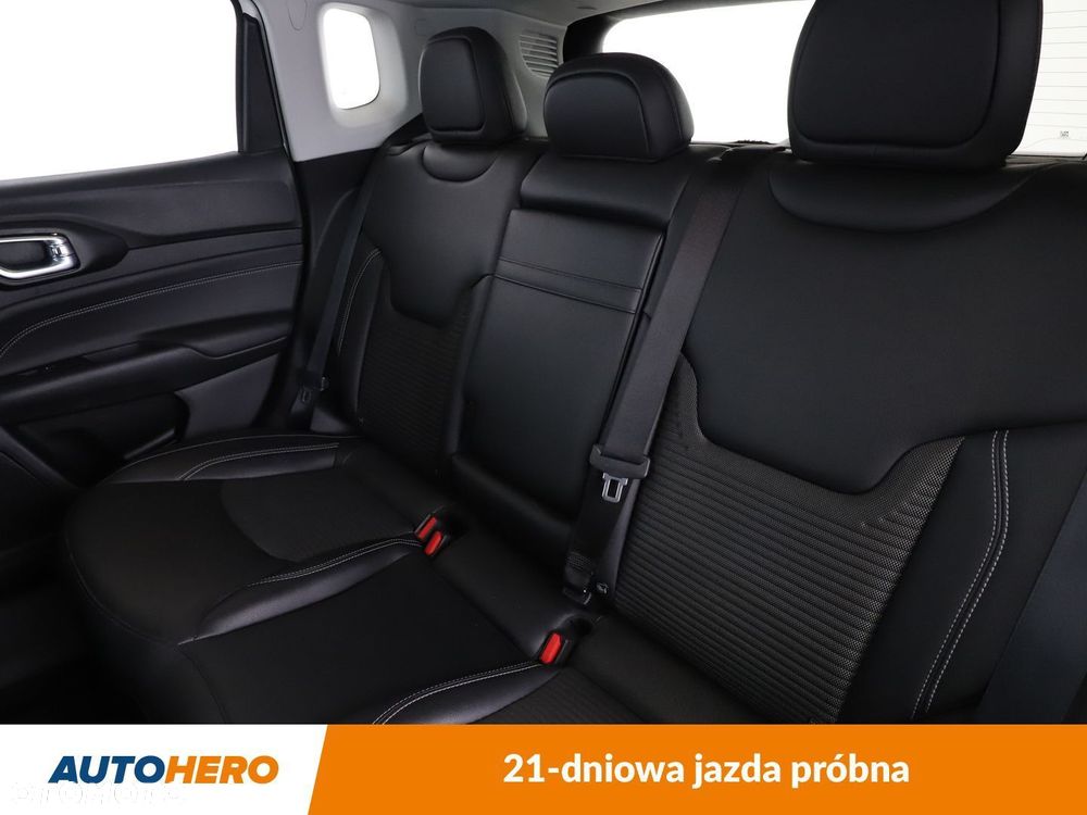Jeep Compass - 15