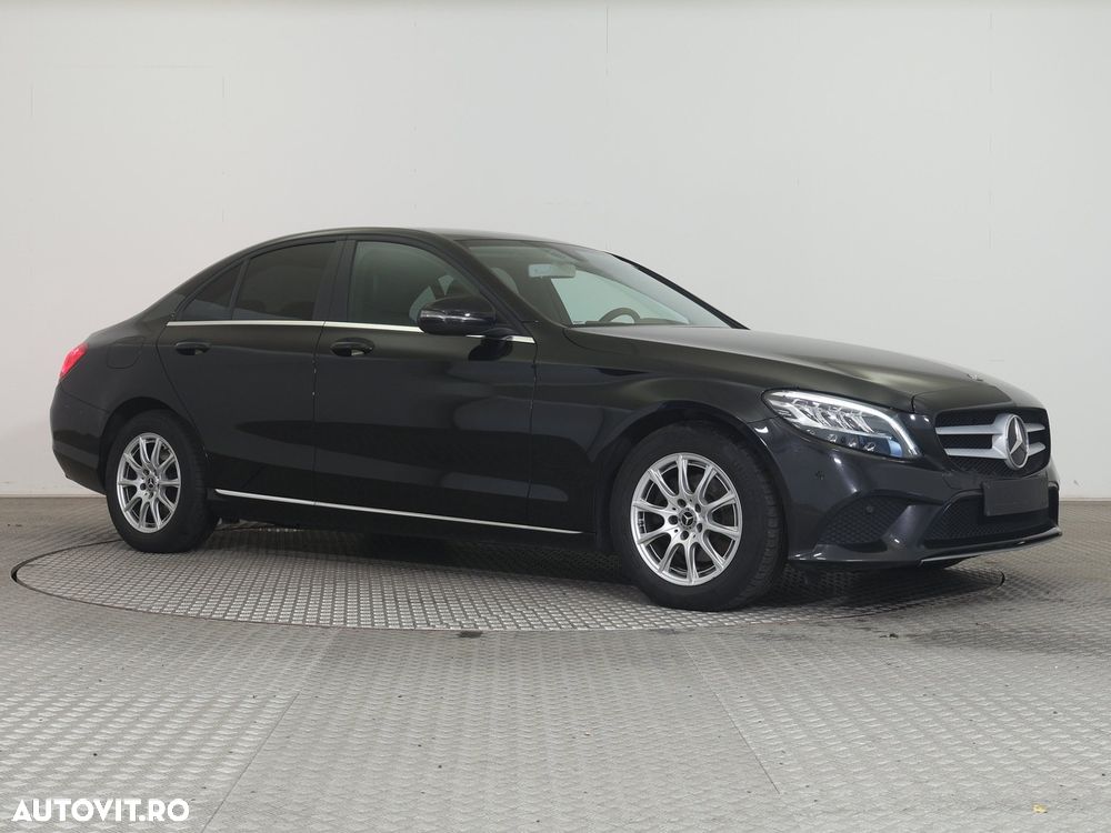 Mercedes-Benz C 180 d Avantgarde - 3