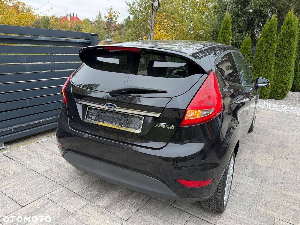 Ford Fiesta 1.4 Autom Titanium - 7