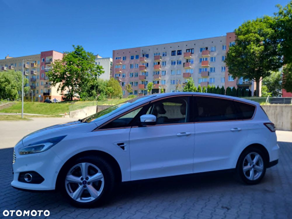 Ford S-Max 2.0 TDCi Titanium PowerShift - 17