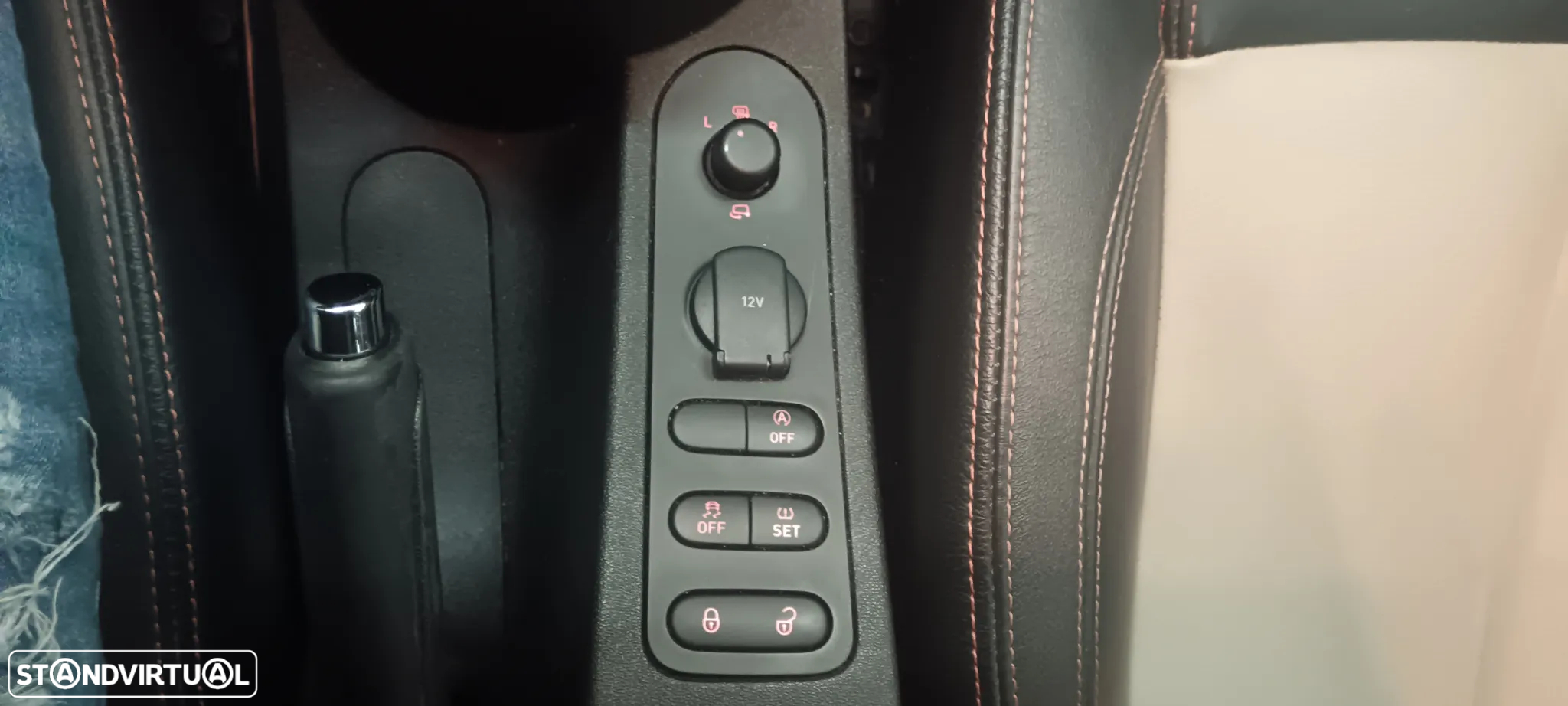SEAT Leon 1.6 TDI DPF Ecomotive Style Copa - 13