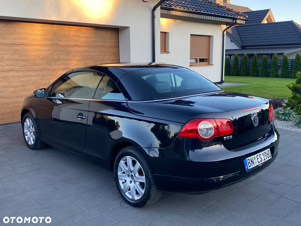 Volkswagen Eos 1.4 TSI BlueMotion Technology Edition 2010 - 32