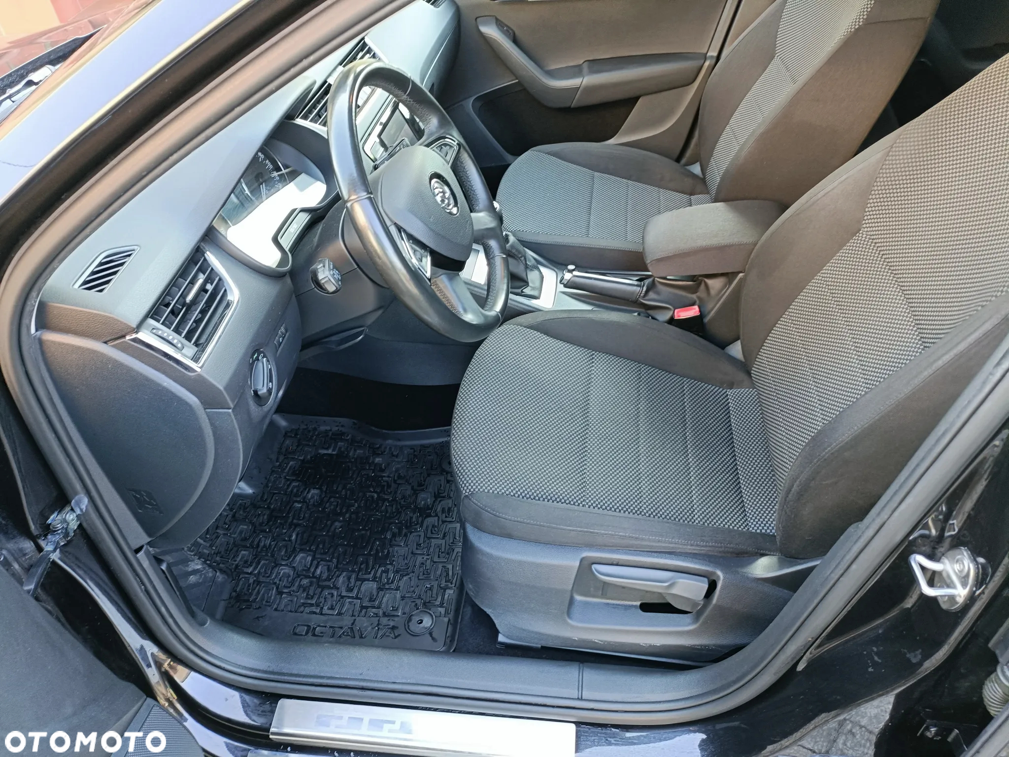 Skoda Octavia 1.4 TSI Ambition - 13