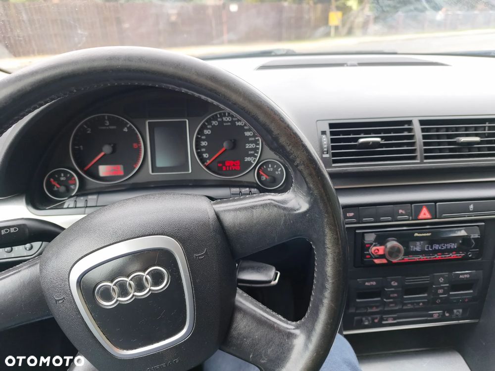 Audi A4 Avant - 6
