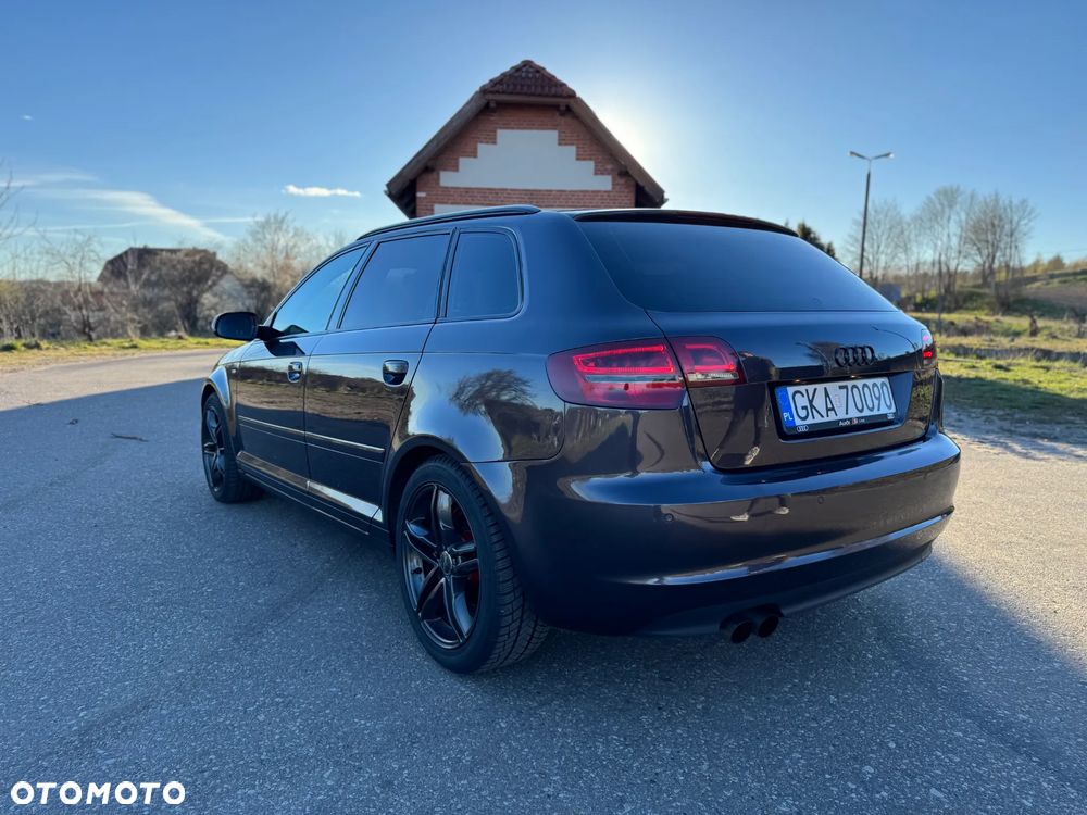 Audi A3 Sportback 2.0 TDI DPF quattro S line Sportpaket - 13