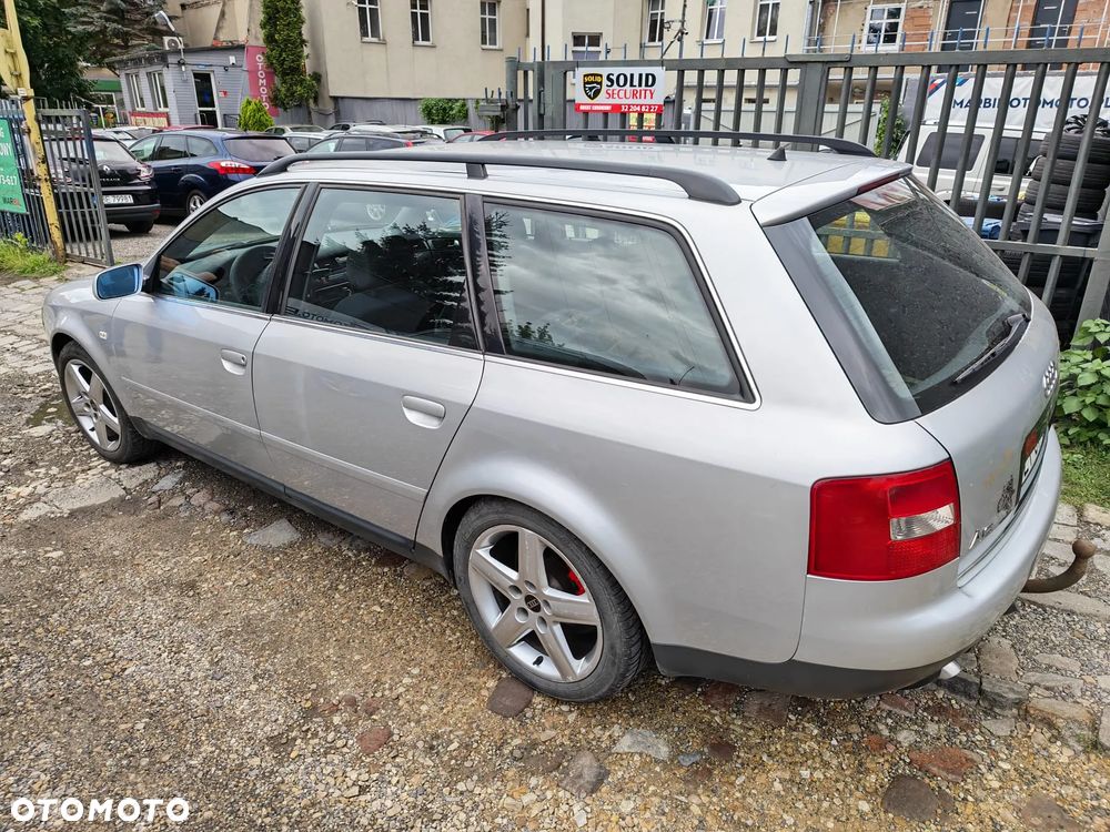 Audi A6 Avant 2.5 TDI quattro - 2