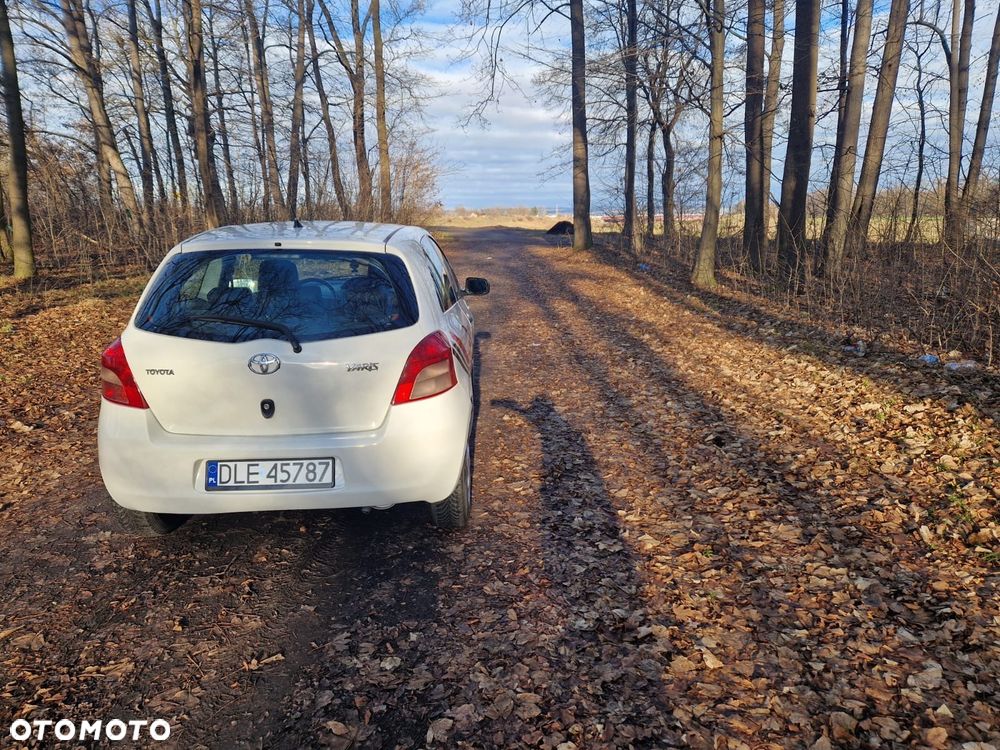 Toyota Yaris - 3