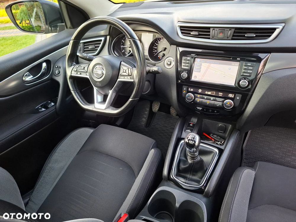 Nissan Qashqai 1.2 DIG-T N-Connecta - 6