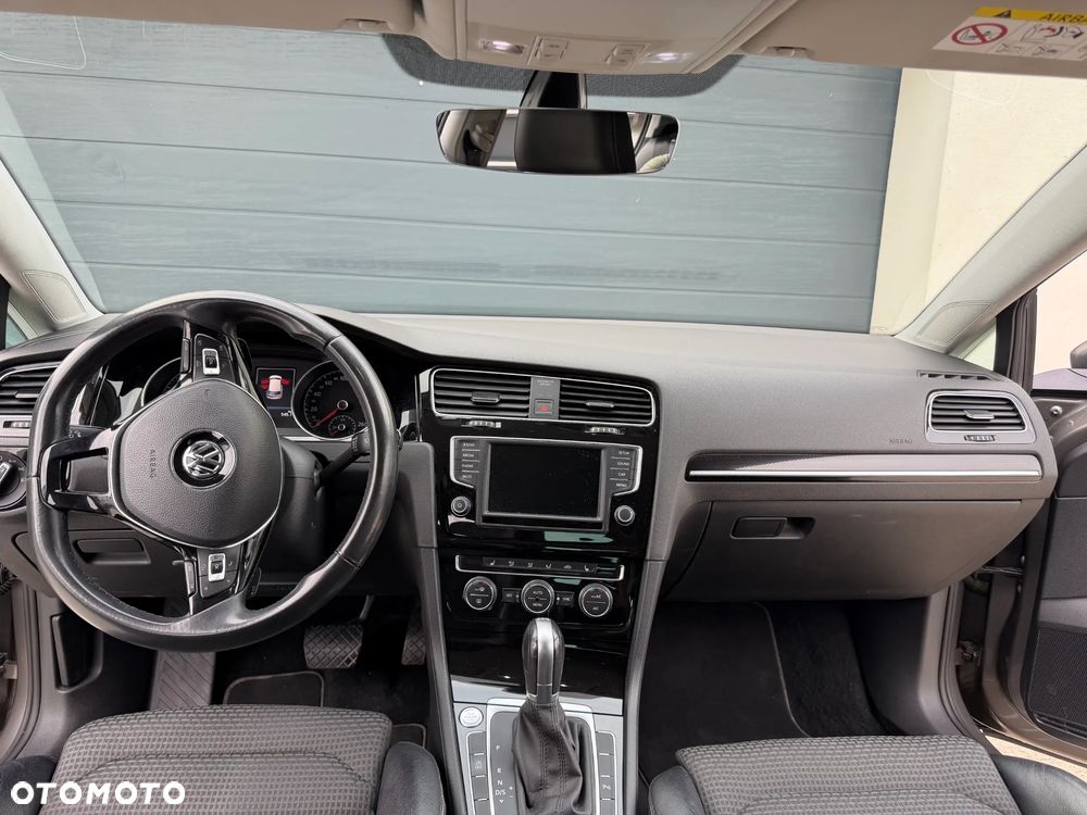 Volkswagen Golf 1.4 TSI BMT Highline DSG - 9