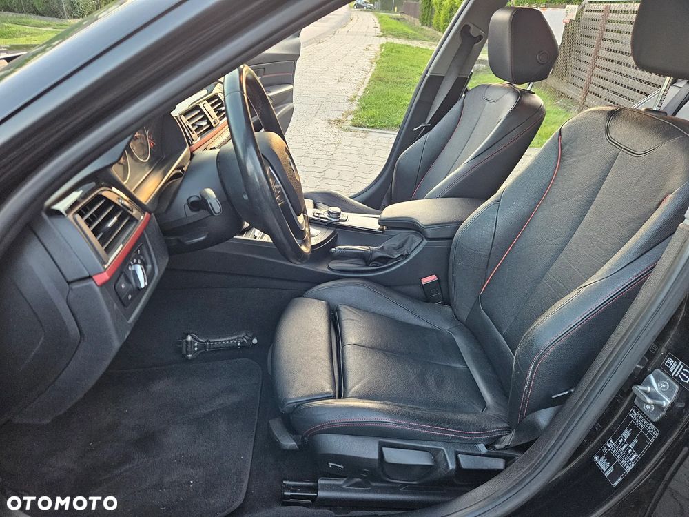 BMW Seria 3 316i Touring Sport Line - 16