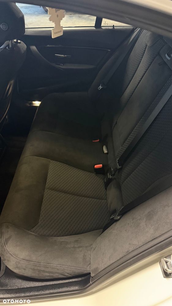 BMW Seria 3 - 16