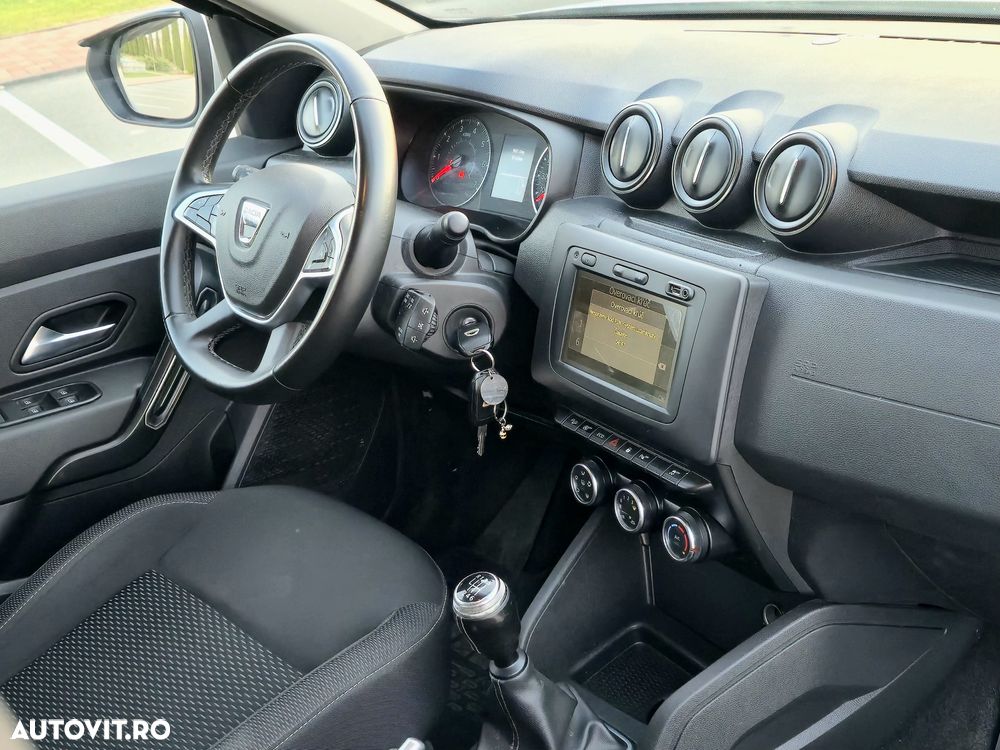 Dacia Duster dCi 110 FAP 4x4 Prestige - 10