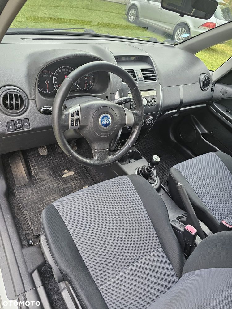 Fiat Sedici 1.9 Multijet DPF 4x4 Dynamic - 11