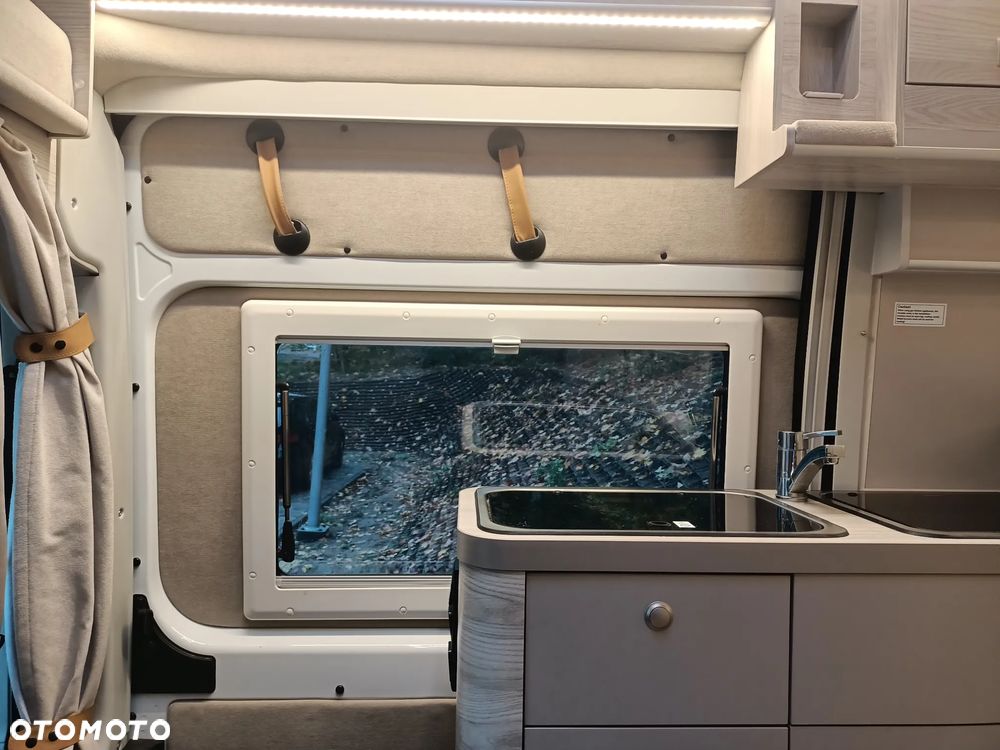 Globe-Traveller Pathfinder - 23