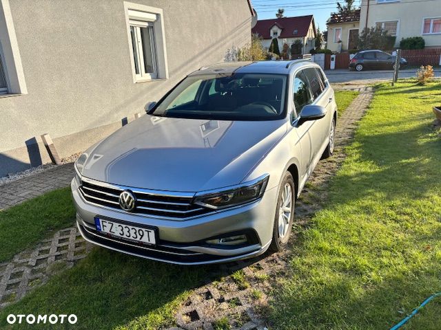 Volkswagen Passat 2.0 TDI SCR Comfortline - 3