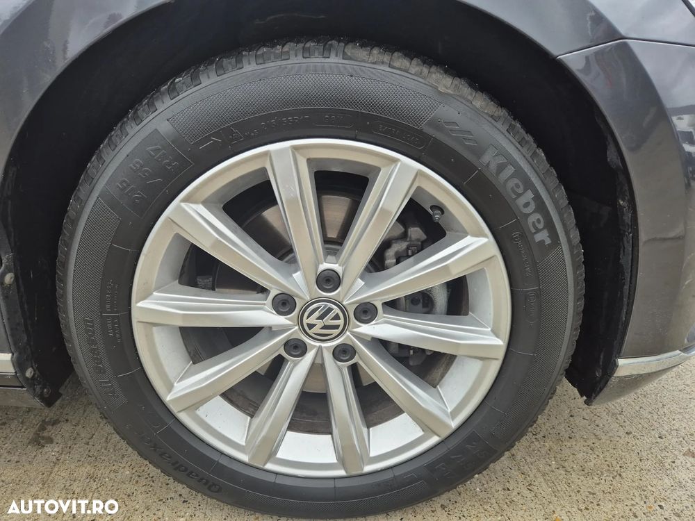 Volkswagen Passat 2.0 TSI DSG Highline - 25