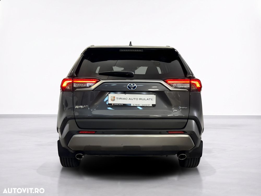 Toyota RAV4 - 5