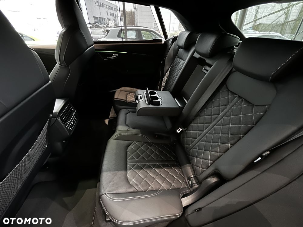Audi Q8 TFSI e PHEV 360 kW Quattro Tiptronic - 35