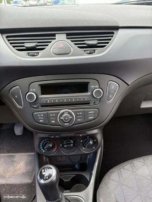 Opel Corsa 1.2 120 Anos - 6