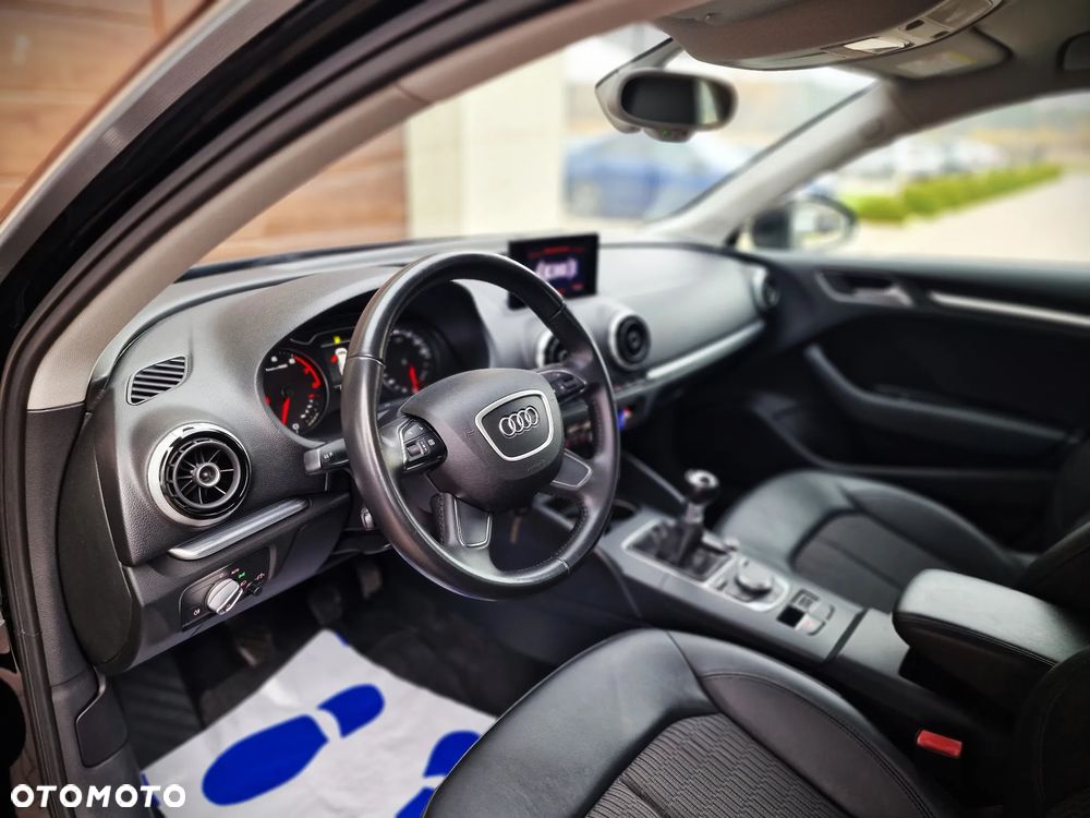 Audi A3 Sportback 1.4 TFSI CoD Ambiente - 27