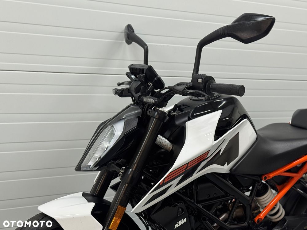 KTM Duke - 21