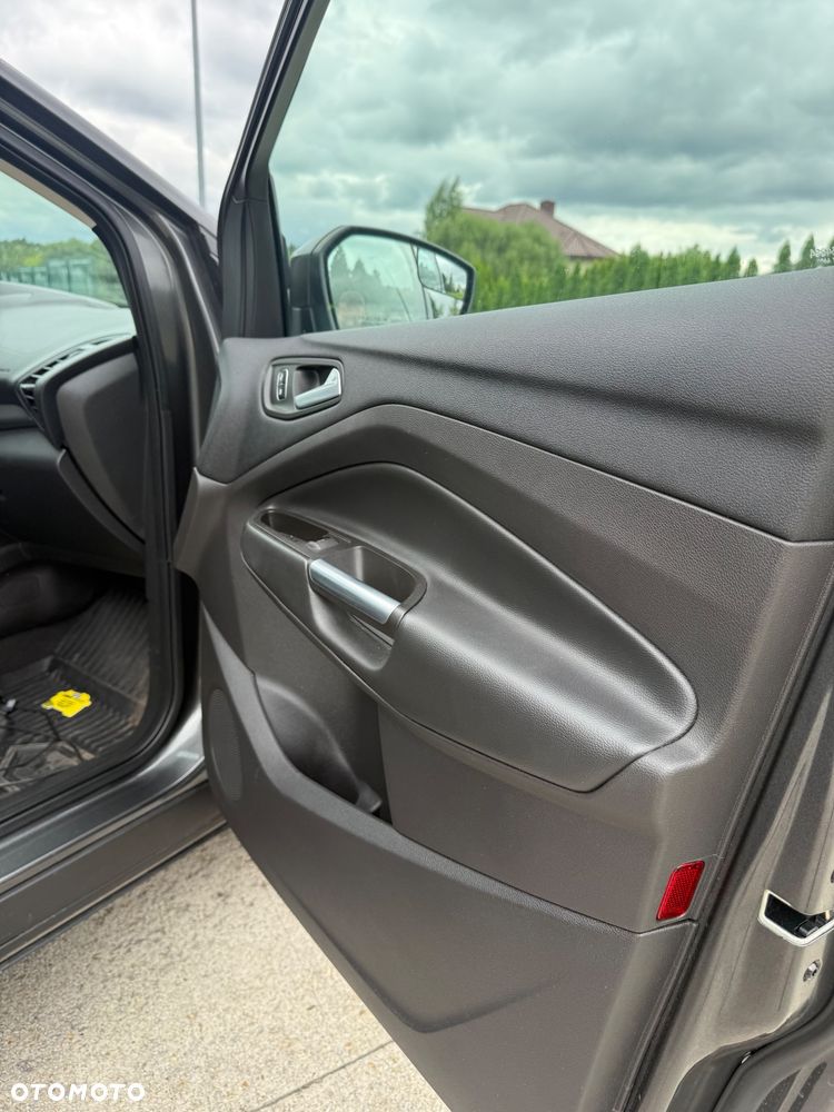 Ford Escape 1.5 EcoBoost AWD SE - 25