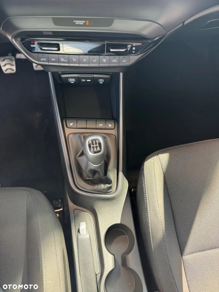 Hyundai Bayon 1.2 MPI Smart - 16