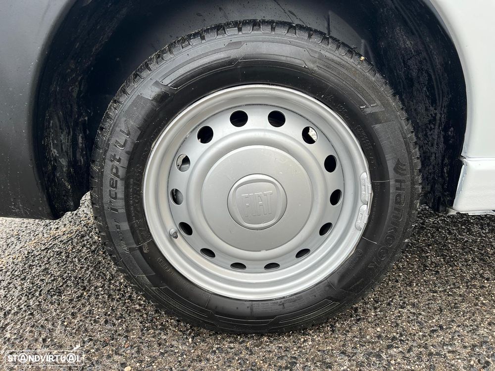 Fiat Scudo 2.0 JTD / 6 Lugares - 12