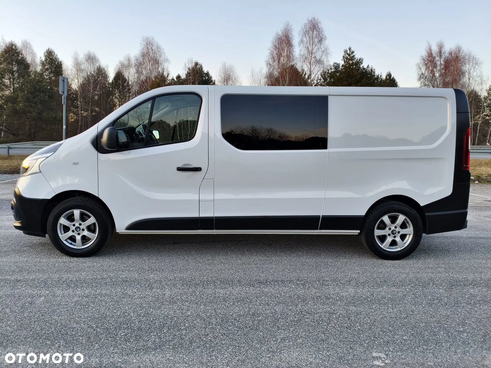 Renault Trafic 2.0 dCi - 11
